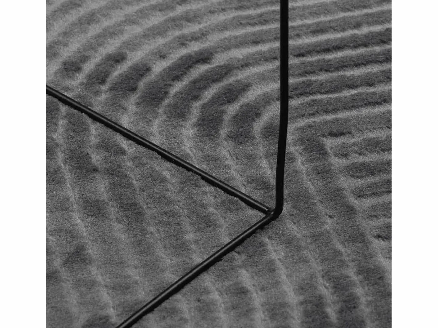 Alfombra IZA de pelo corto de estilo escandinavo en color antracita Ø 200 cm^