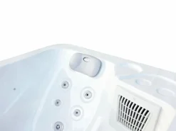 VOGUE SPA Bañera de hidromasaje de 2 plazas perlado con cubierta, 18 jets, Ancho 210 x Prof. 110 x Alt. 74 cm, motor BALBOA, TAHITI Blanco Best