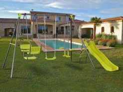 Habitat et jardin Columpio|Columpio metálico "Ludo II" con tobogán y 4 aparatos - Verde