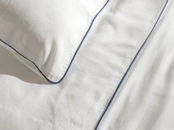 Palacio Conjunto de cama en percal 80 hilos/ cm² - Funda 240 x 260 cm + 2 fundas de almohada - Blanco y azul- AGAMI Azul / Blanco New