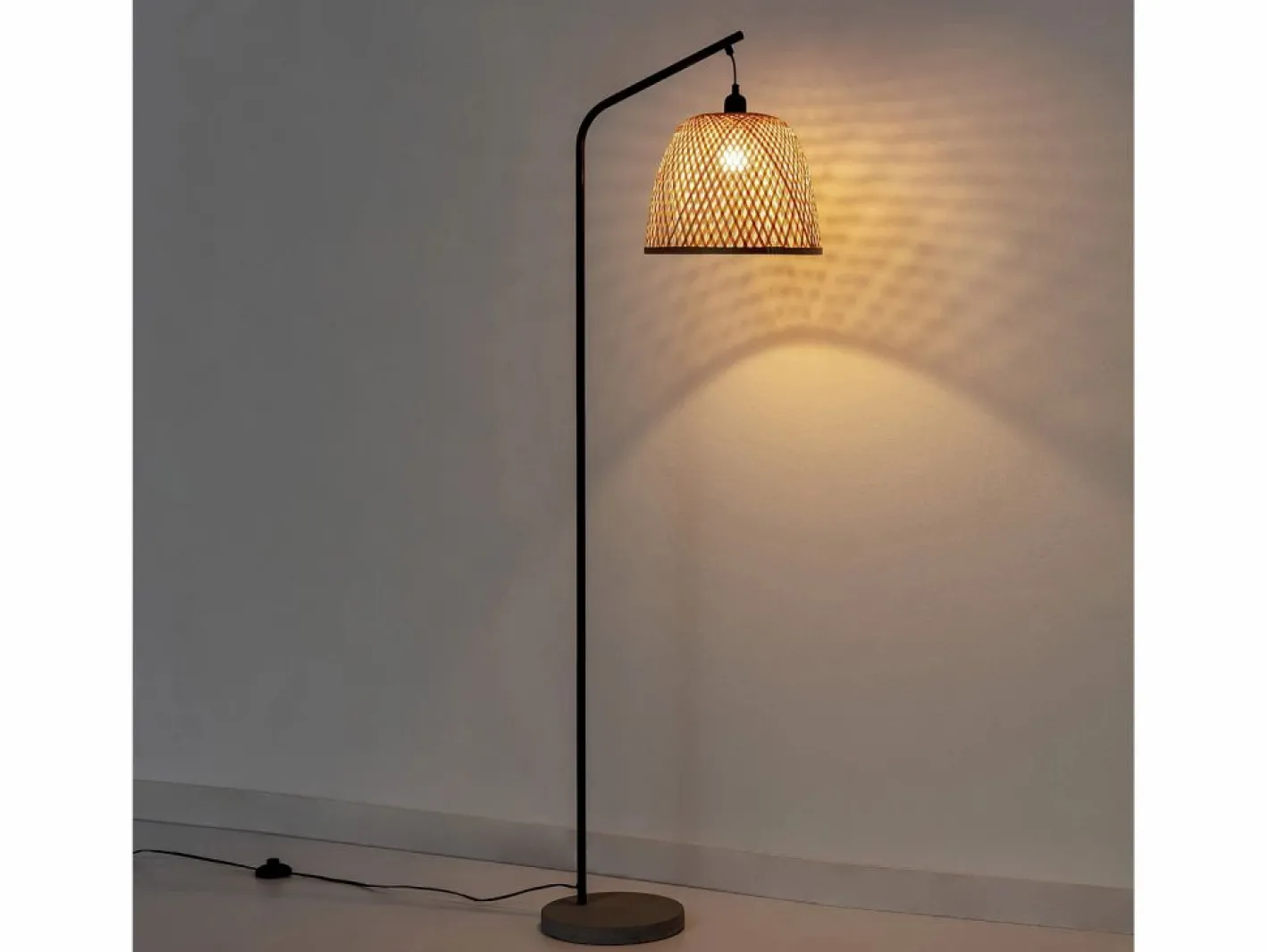 Lámpara de pie Umiko de Bambú, altura 156 cm^VS Venta-stock