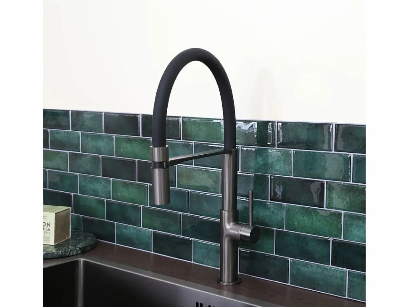Essebagno Grifo De Cocina|Magneto Mezclador monomando de fregadero con teleducha metalizado