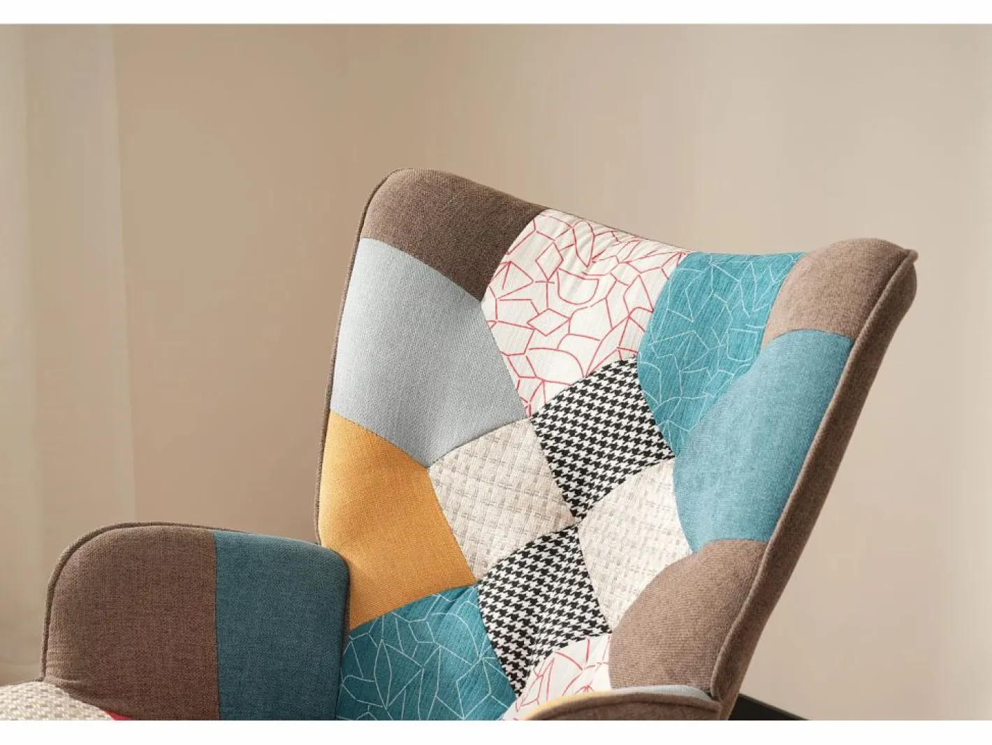 Merax Mecedora con reposapiés - 69,5 x 50 x 88,5 cm - Esponja + fibras de polipropileno - Multicolor Outlet