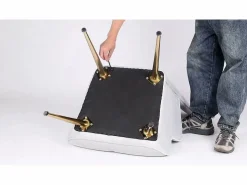 Mecedora moderna tapizada en terciopelo para sala de estar, con respaldo alto y patas de madera, color Beige New