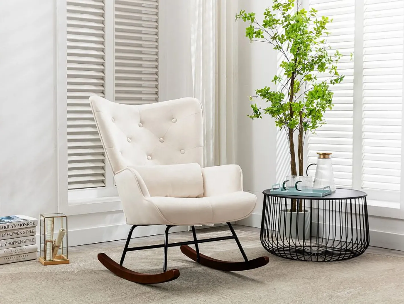 Mecedora moderna tapizada en terciopelo para sala de estar, con respaldo alto y patas de madera, color Beige New