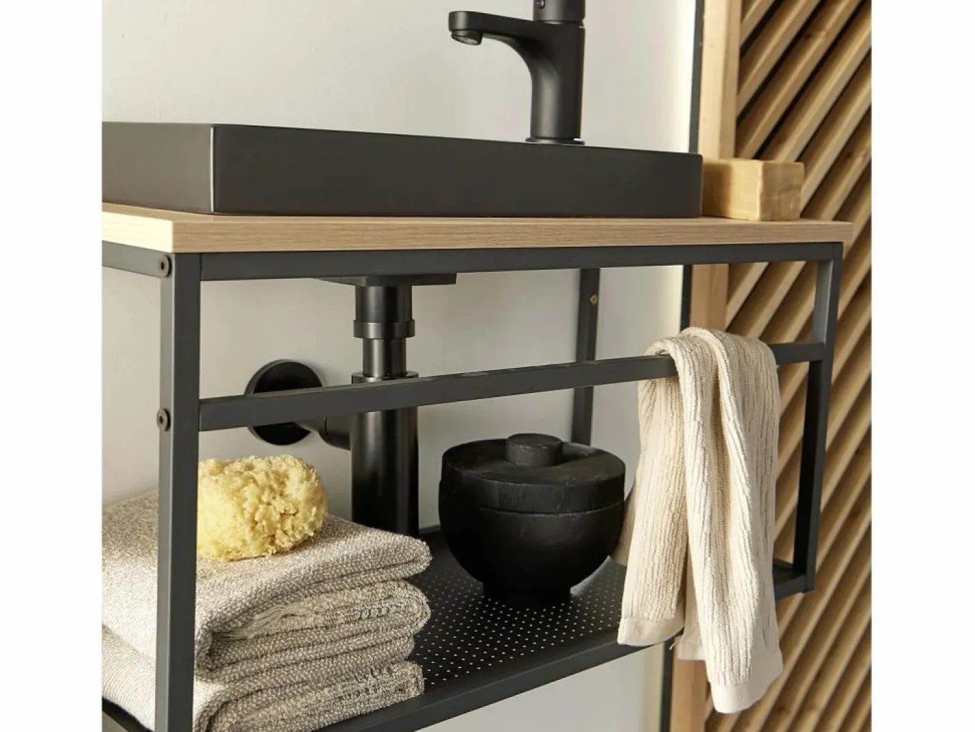 Mueble De Aseo|Mueble lavabo grande WILO con lavabo de resina de 60 cm