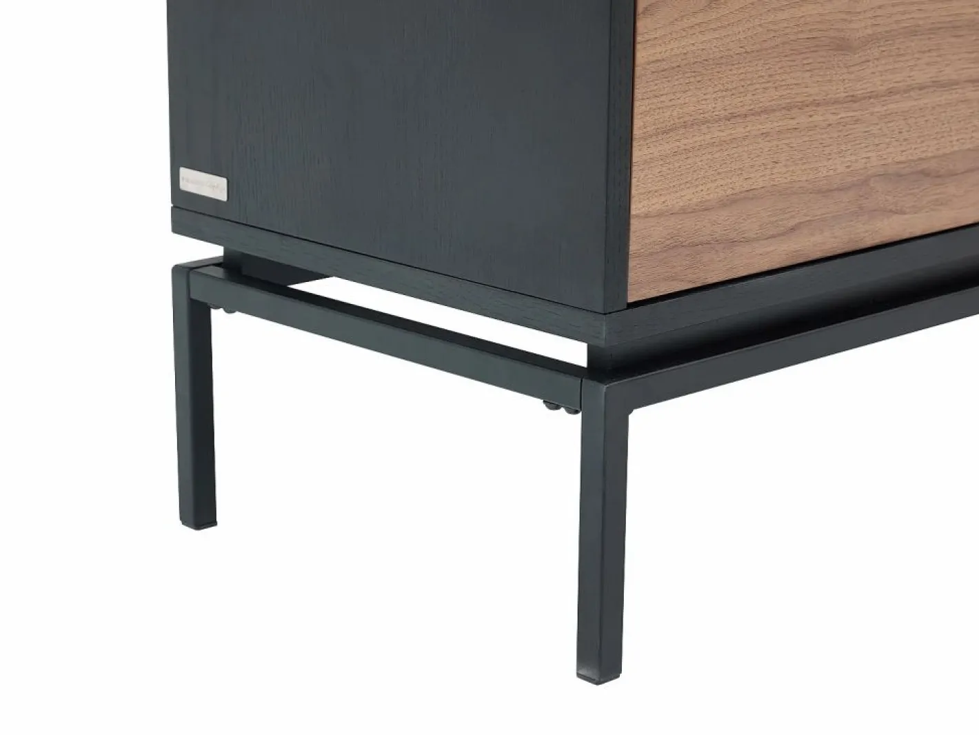 Vente-unique Mueble TV con almacenamiento chapa de nogal y metal - Natural oscuro y Negro - ZINORI Negro / Color natural oscuro Online