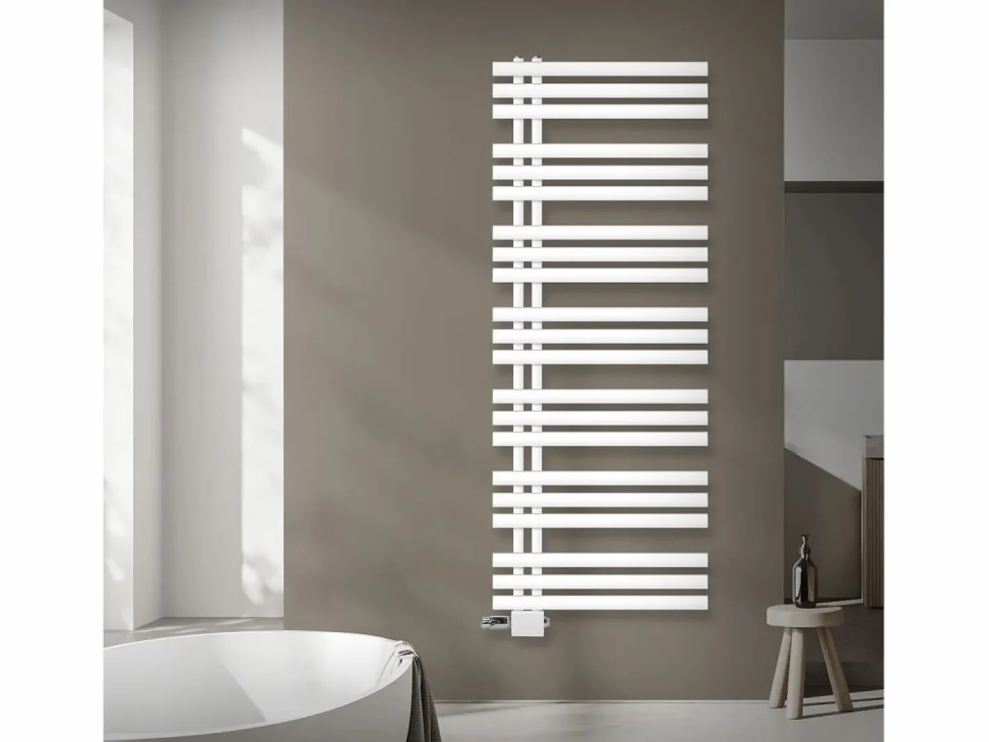 Radiador de Diseño Iron EM 600x1600 mm Conexión Central Inferior con Embellecedor^LuxeBath Clearance