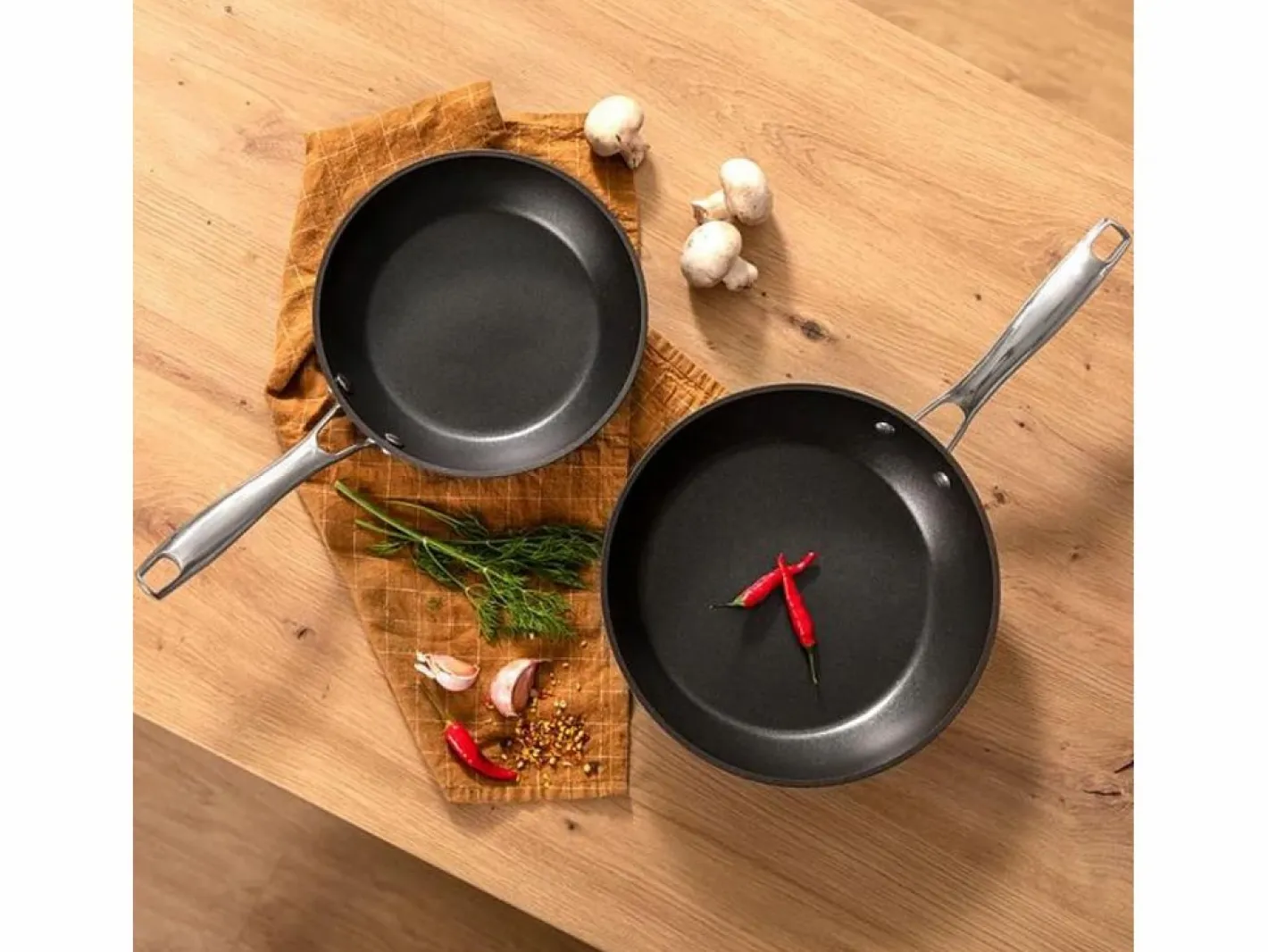 Set de 2 sartenes Cecotec Polka Fantasy Bucket aluminio forjado Ø20/Ø24 cm^ Online