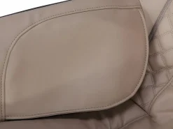 Vente-unique Sillón masaje KASOU piel sintética Bluetooth y LEDs - Sistema gravedad cero - Beige Topo Outlet