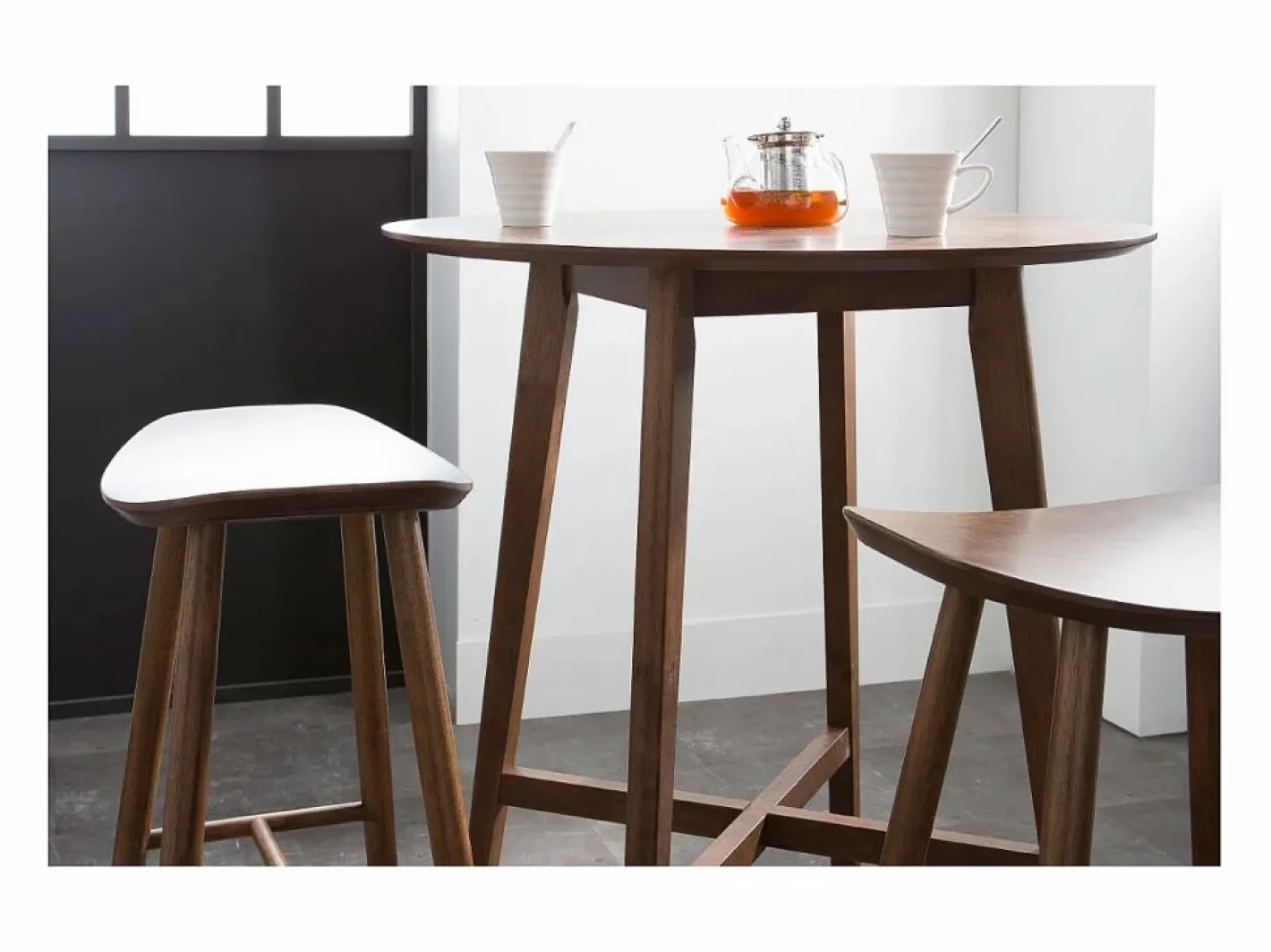Miliboo Muebles De Bar|Taburete Alto|Taburete de bar moderno nogal 72cm DEMORY