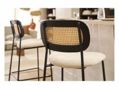 Miliboo Muebles De Bar|Taburete Alto|Taburetes de diseño en tela efecto terciopelo texturizado , metal negro y mimbre (juego de 2) MIRANDA