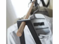 Yamazaki Burro Para Ropa|Usando en metal y madera 1 estante