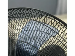 Ventilador de pedestal con nebulizador de 2,8 L, 3 modos, oscilación, temporizador y ángulo ajustable, (44,5 x 44,5 x 120 cm)^ Sale