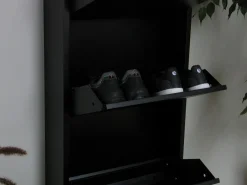 ebuy24 Zapatero Pisa de 6 puertas en metal . Se entrega completamente montado. Negro Discount